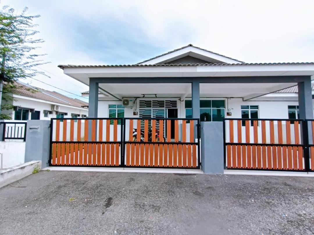 Taman Manjung Point Perak * Lumut